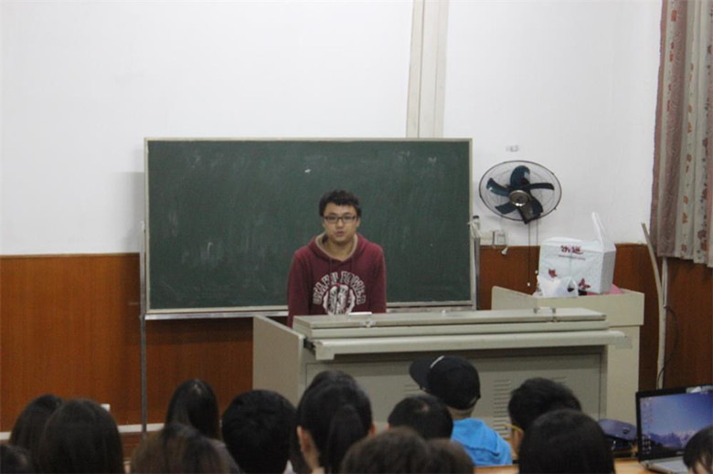 公司员工会主席郁鹏程同学讲话